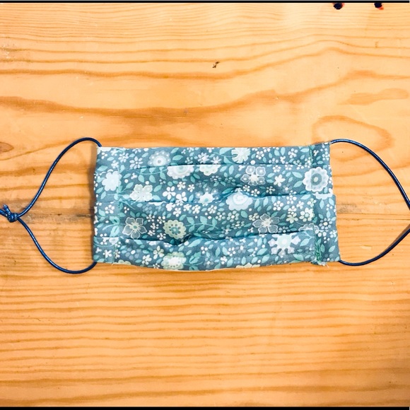 Other - Kids Spring Flowers Cloth Pocket Mask
